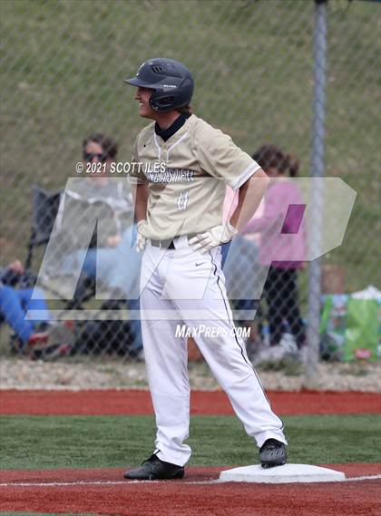 Thumbnail 3 in Amanda-Clearcreek vs Lancaster photogallery.