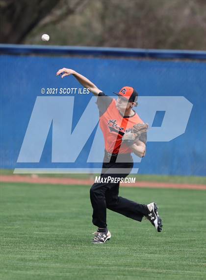 Thumbnail 3 in Amanda-Clearcreek vs Lancaster photogallery.