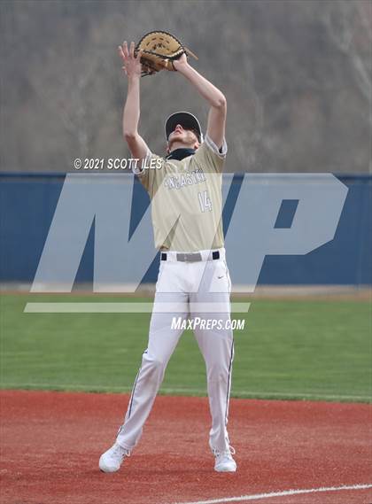Thumbnail 3 in Amanda-Clearcreek vs Lancaster photogallery.