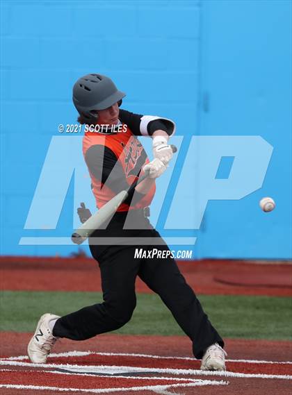 Thumbnail 1 in Amanda-Clearcreek vs Lancaster photogallery.