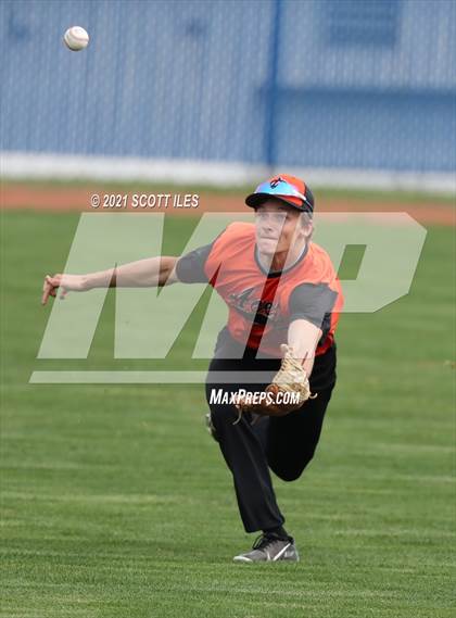 Thumbnail 1 in Amanda-Clearcreek vs Lancaster photogallery.