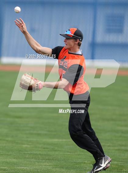 Thumbnail 1 in Amanda-Clearcreek vs Lancaster photogallery.