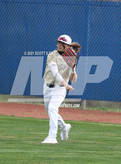 Thumbnail 3 in Amanda-Clearcreek vs Lancaster photogallery.