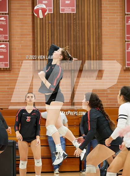 Thumbnail 3 in Washington vs Carondelet (CIF NCS Division 2 Round 1) photogallery.