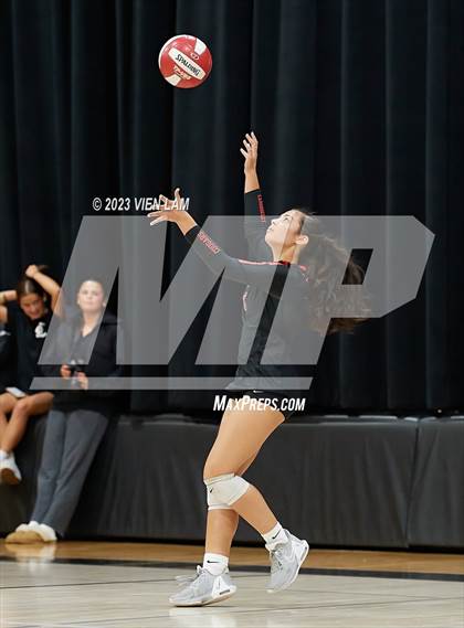 Thumbnail 2 in Washington vs Carondelet (CIF NCS Division 2 Round 1) photogallery.