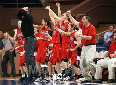 Thumbnail 2 in Carlmont vs. San Benito (CIF CCS D1 Final) photogallery.