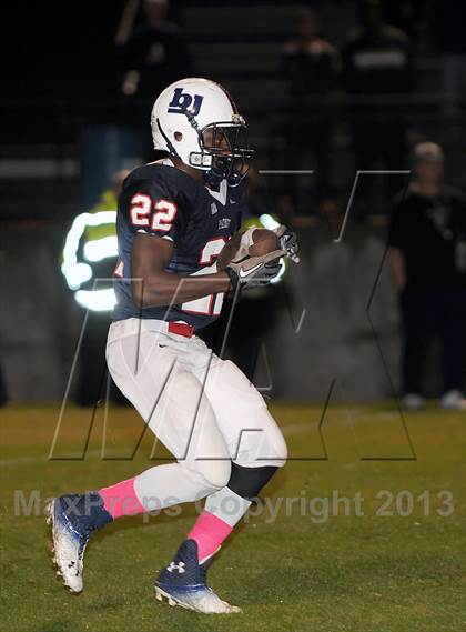 Thumbnail 2 in Muscle Shoals @ Bob Jones photogallery.