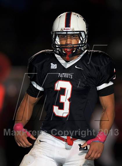 Thumbnail 1 in Muscle Shoals @ Bob Jones photogallery.