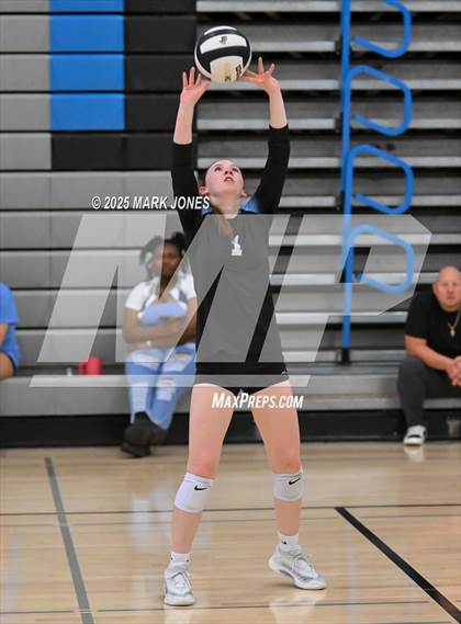 Thumbnail 2 in Estrella Foothills vs. Trivium Prep  (Wolves Classic Volleyball Tournament) photogallery.