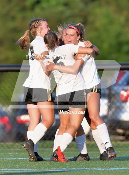 Thumbnail 3 in Croatan @ Eastern Alamance (NCHSAA 3A East Regional Final) photogallery.