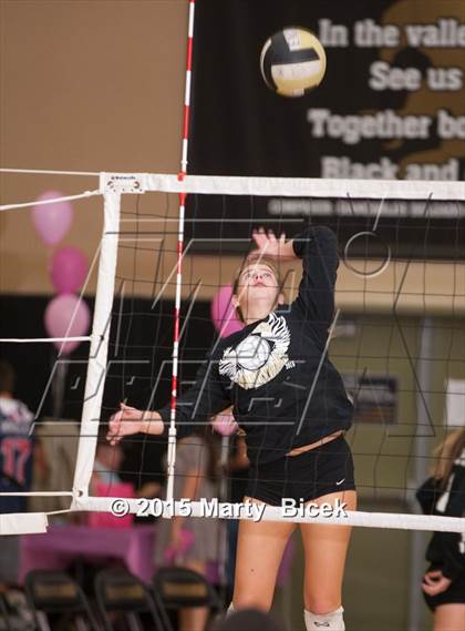 Thumbnail 2 in Beyer @ Enochs photogallery.