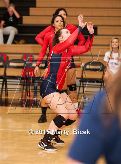 Thumbnail 2 in Beyer @ Enochs photogallery.