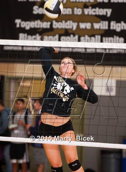 Thumbnail 1 in Beyer @ Enochs photogallery.