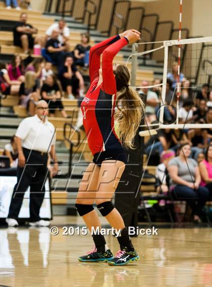 Thumbnail 1 in Beyer @ Enochs photogallery.