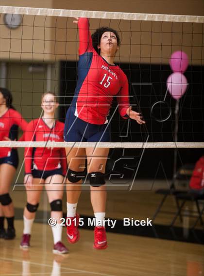 Thumbnail 1 in Beyer @ Enochs photogallery.