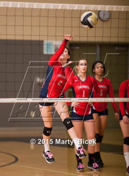 Thumbnail 3 in Beyer @ Enochs photogallery.