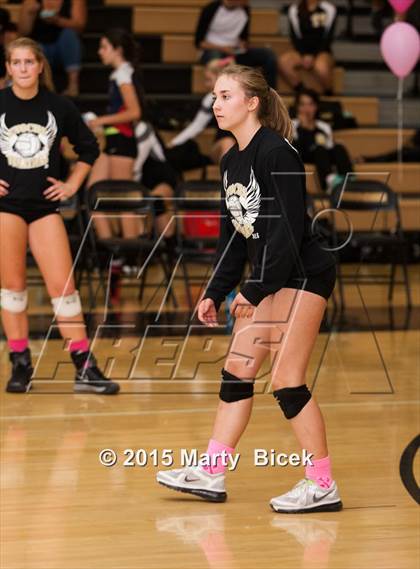 Thumbnail 1 in Beyer @ Enochs photogallery.