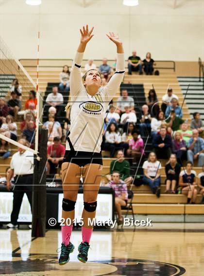 Thumbnail 1 in Beyer @ Enochs photogallery.