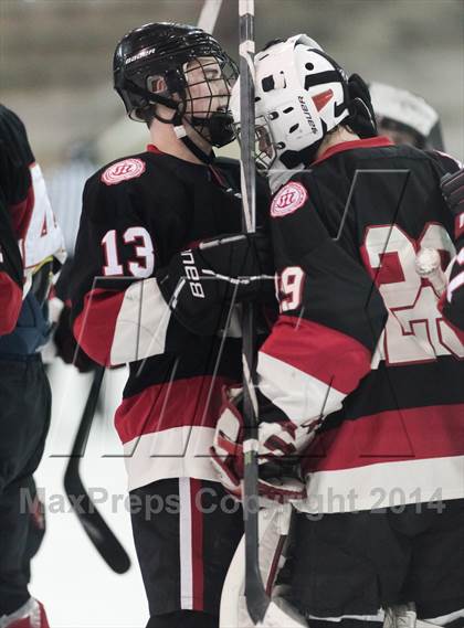 Thumbnail 2 in Marquette vs Chaminade photogallery.