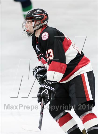 Thumbnail 2 in Marquette vs Chaminade photogallery.