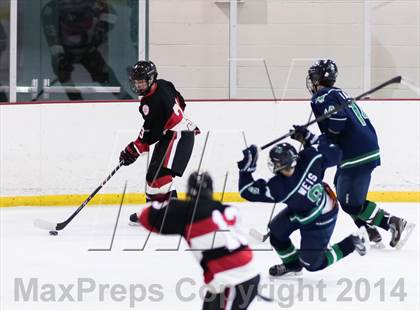 Thumbnail 2 in Marquette vs Chaminade photogallery.