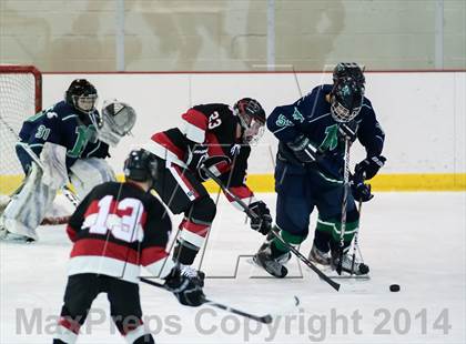 Thumbnail 2 in Marquette vs Chaminade photogallery.