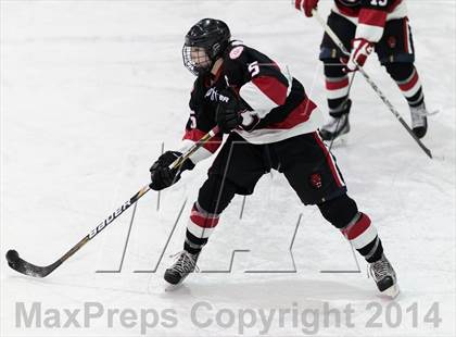 Thumbnail 3 in Marquette vs Chaminade photogallery.