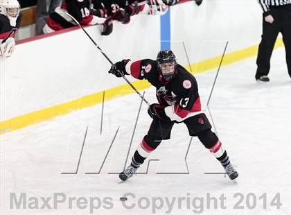 Thumbnail 3 in Marquette vs Chaminade photogallery.