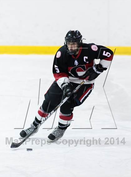 Thumbnail 2 in Marquette vs Chaminade photogallery.