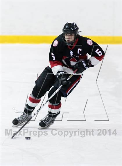 Thumbnail 3 in Marquette vs Chaminade photogallery.