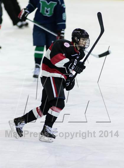Thumbnail 2 in Marquette vs Chaminade photogallery.