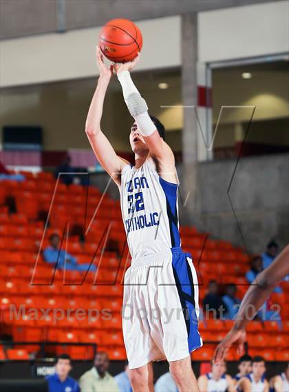 Thumbnail 2 in Nolan Catholic vs. Trinity (DFW Basketball Challenge) photogallery.