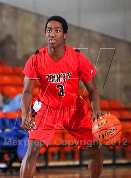 Thumbnail 1 in Nolan Catholic vs. Trinity (DFW Basketball Challenge) photogallery.