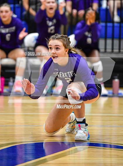 Thumbnail 3 in Thrall vs Weimar (UIL 2A Region IV Regional Quarterfinal) photogallery.