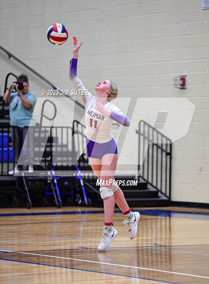 Thumbnail 3 in Thrall vs Weimar (UIL 2A Region IV Regional Quarterfinal) photogallery.