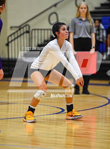 Thumbnail 1 in Thrall vs Weimar (UIL 2A Region IV Regional Quarterfinal) photogallery.