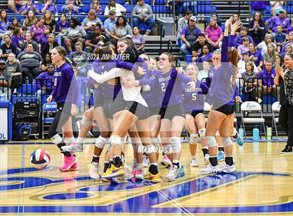 Thumbnail 2 in Thrall vs Weimar (UIL 2A Region IV Regional Quarterfinal) photogallery.