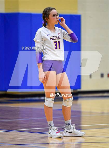Thumbnail 2 in Thrall vs Weimar (UIL 2A Region IV Regional Quarterfinal) photogallery.
