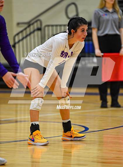 Thumbnail 3 in Thrall vs Weimar (UIL 2A Region IV Regional Quarterfinal) photogallery.