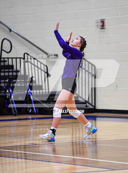Thumbnail 2 in Thrall vs Weimar (UIL 2A Region IV Regional Quarterfinal) photogallery.