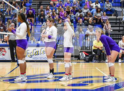 Thumbnail 2 in Thrall vs Weimar (UIL 2A Region IV Regional Quarterfinal) photogallery.