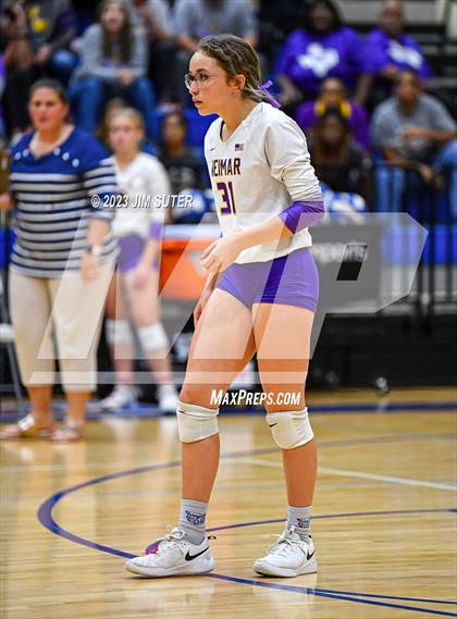 Thumbnail 2 in Thrall vs Weimar (UIL 2A Region IV Regional Quarterfinal) photogallery.