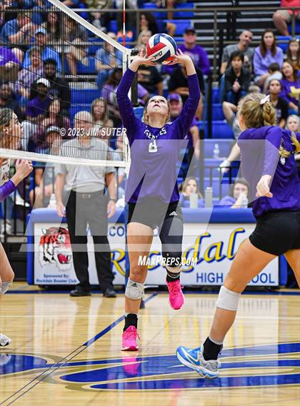 Thumbnail 3 in Thrall vs Weimar (UIL 2A Region IV Regional Quarterfinal) photogallery.