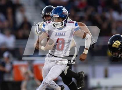 Thumbnail 1 in Analy @ Windsor photogallery.
