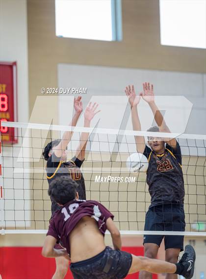 Thumbnail 1 in Arlington @ Hillcrest photogallery.
