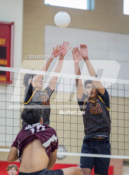 Thumbnail 3 in Arlington @ Hillcrest photogallery.