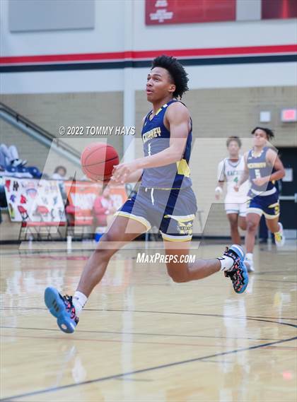 Thumbnail 2 in McKinney vs Waxahachie (Whataburger Classic) photogallery.