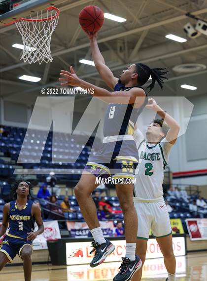 Thumbnail 3 in McKinney vs Waxahachie (Whataburger Classic) photogallery.