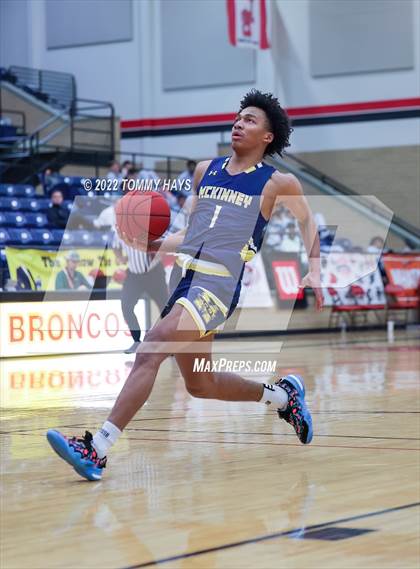 Thumbnail 2 in McKinney vs Waxahachie (Whataburger Classic) photogallery.