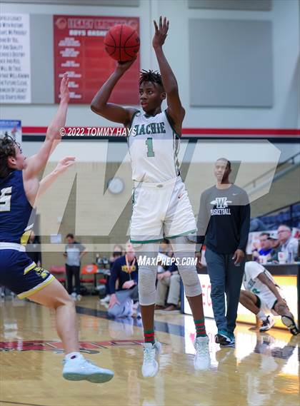 Thumbnail 3 in McKinney vs Waxahachie (Whataburger Classic) photogallery.